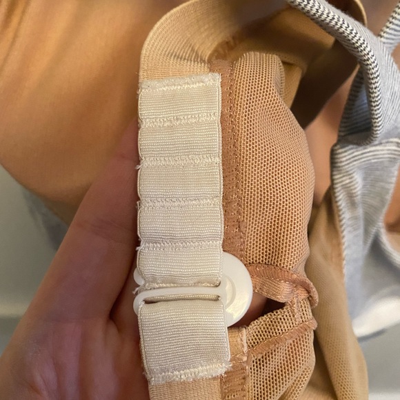 Lululemon Grey Tank - Size 8 - Picture 7 of 8